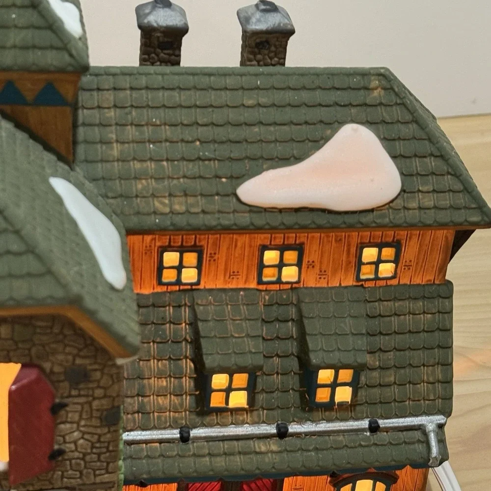 Dept 56 New England Village Series Mc Grebe Cutters & Sleighs Box & Light 5640-5 - Picture 16 of 16